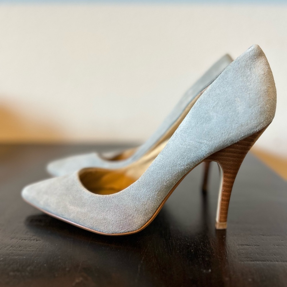Steve Madden blue pump, leather. Size 7.5